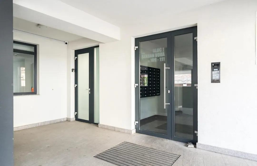 Escape-Unirii New house with parking-1
